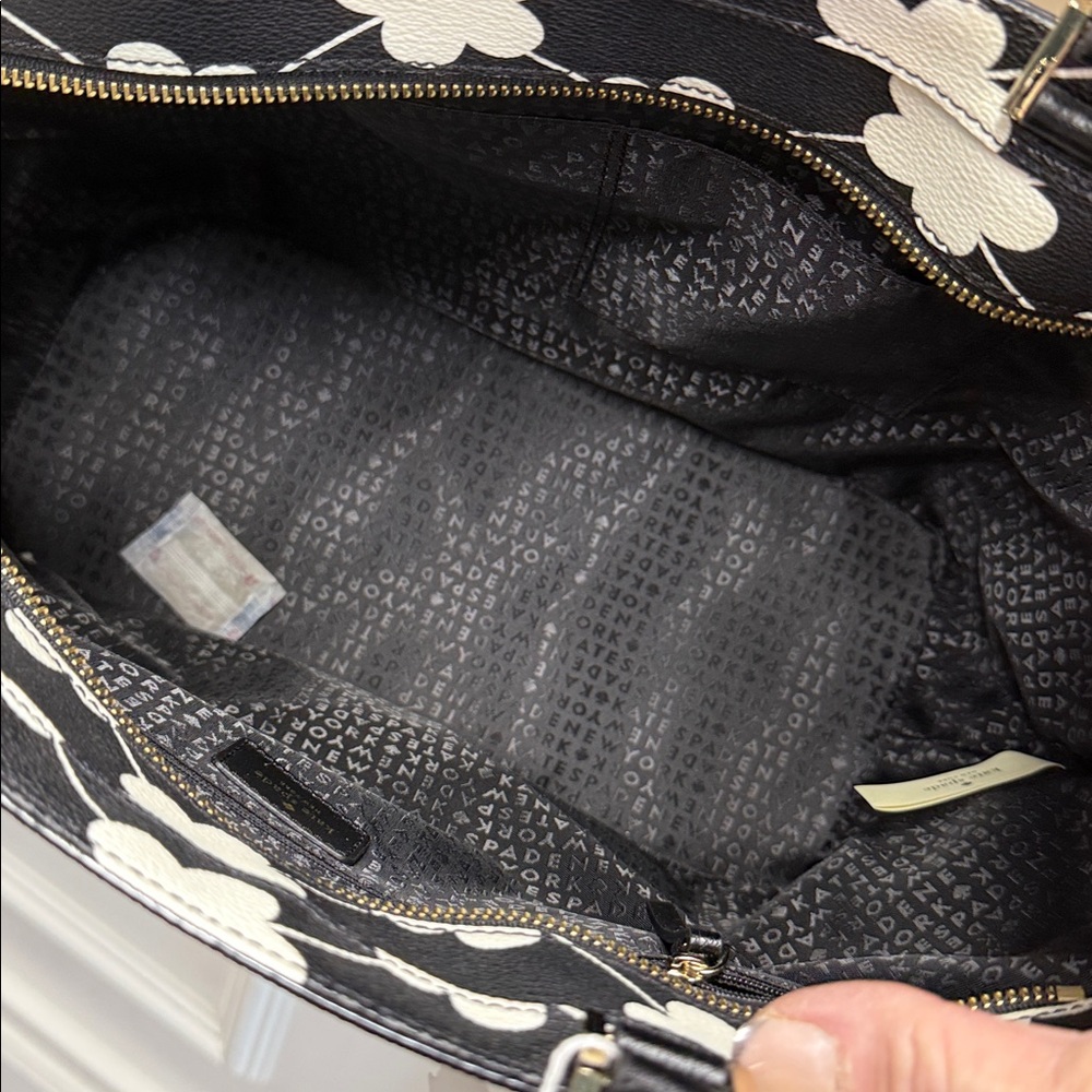 Kate Spade Grant Street Black White Jules Floral Zip Top Tote - Picture 5 of 15